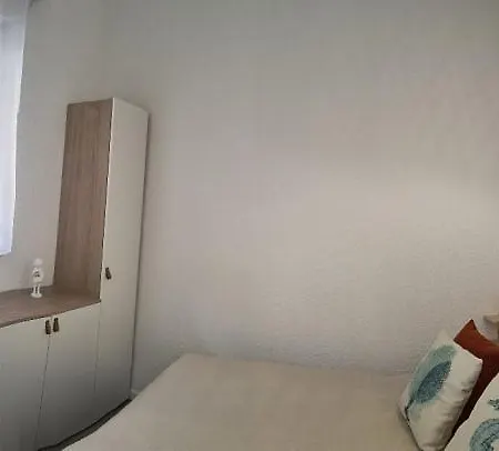 Vue D'or Les Pieds Dans L'eau * La Londe-les-Maures